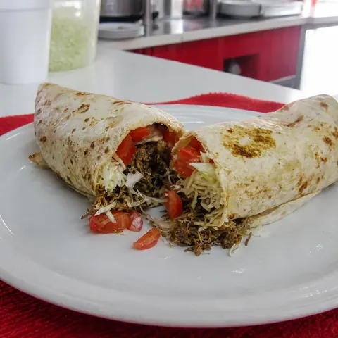 Burro de deshebrada cortado en dos
